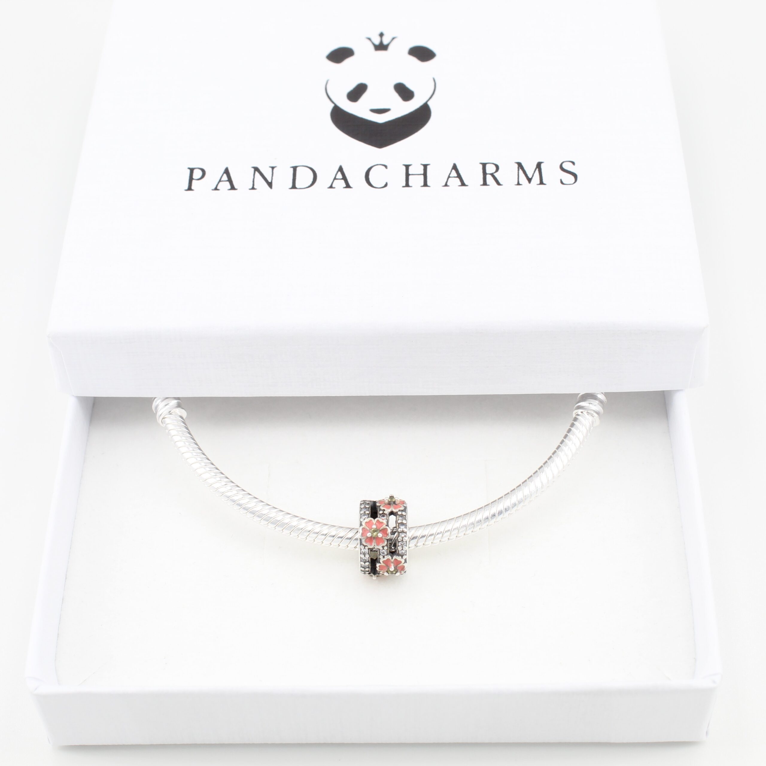 Zarte Rosa Blüten auf Glitzernden Bändern Charm 3 Zarte Rosa Blüten auf Glitzernden Bändern Charm