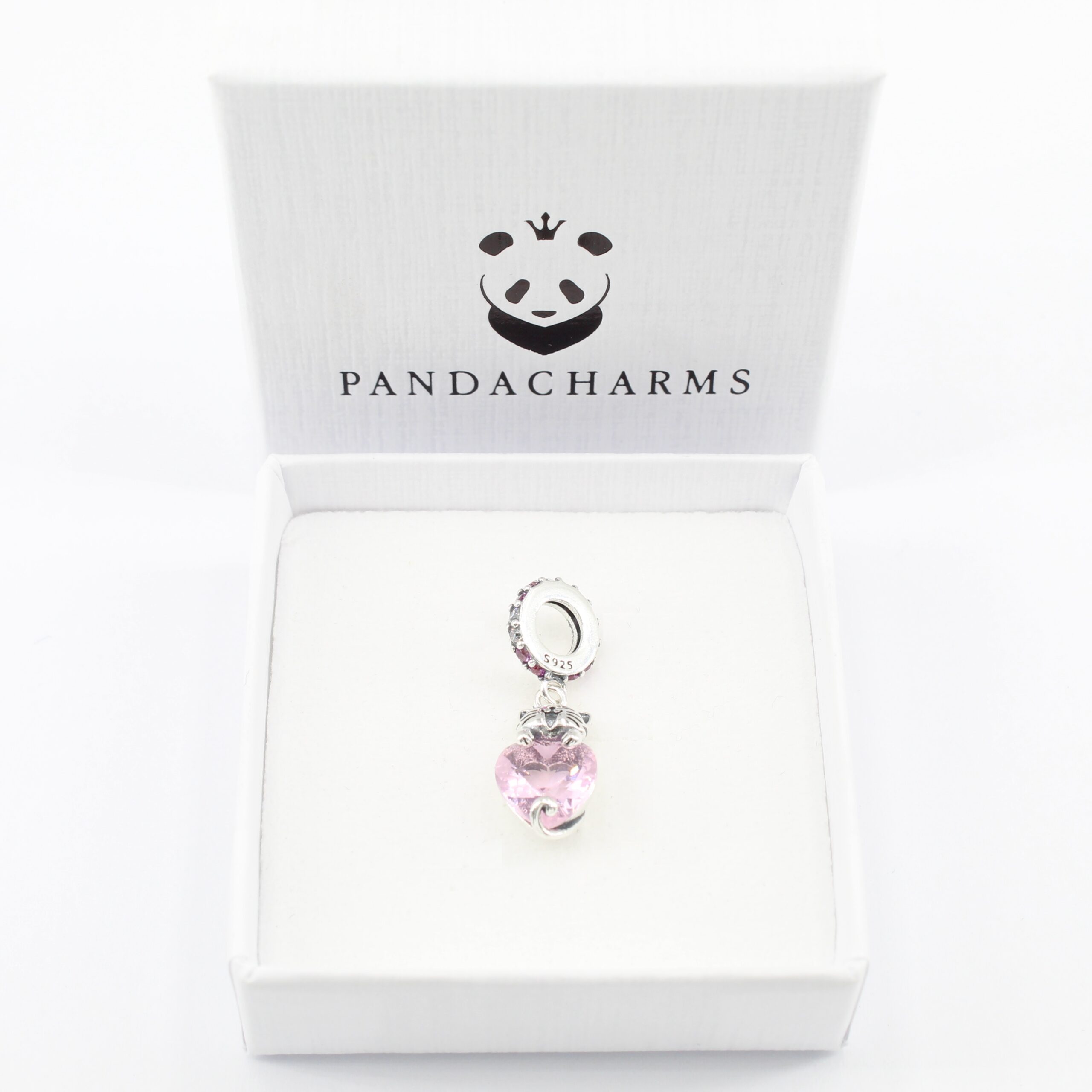 Alternative view of Katze mit Großem Rosa Herz Charm Anhänger